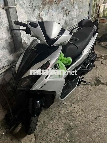 Honda Air Blade Bạc