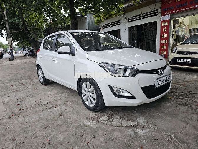 Hyundai i20 1.4AT 2013 Trắng Tự động 8 vạn
