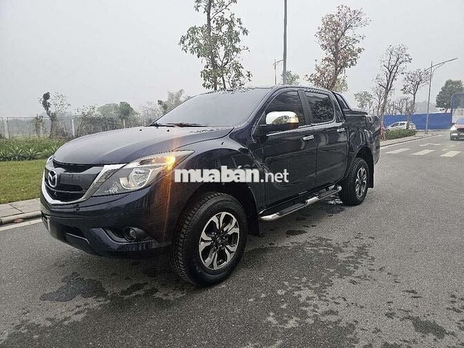 Mazda BT50 2.2AT 2018 Tự động Đen 9 vạn