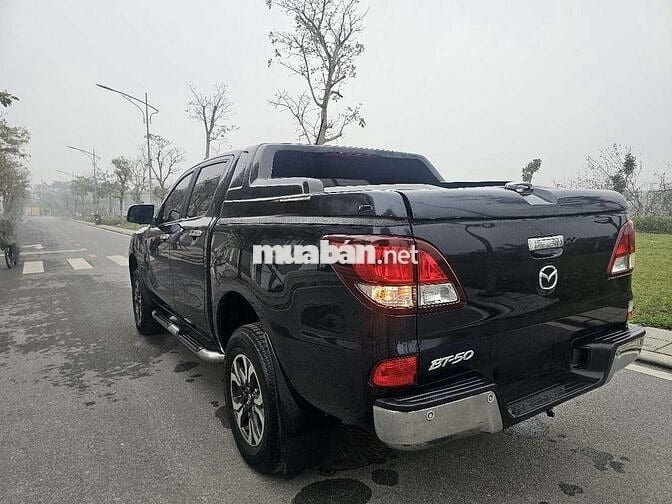 Mazda BT50 2.2AT 2018 Tự động Đen 9 vạn