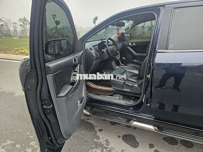 Mazda BT50 2.2AT 2018 Tự động Đen 9 vạn