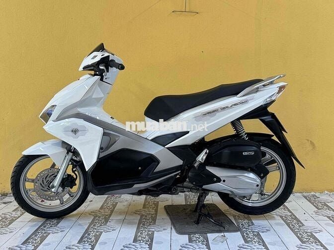 Honda Air Blade 125 2017 Trắng đen 43D1-643.68