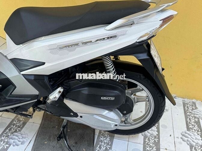 Honda Air Blade 125 2017 Trắng đen 43D1-643.68