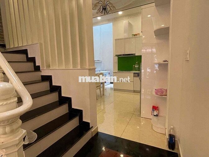 🏡 Cho thuê nhà nguyên căn   - Tọa lạc tại số 502 đường Hoàng Tân Phát,