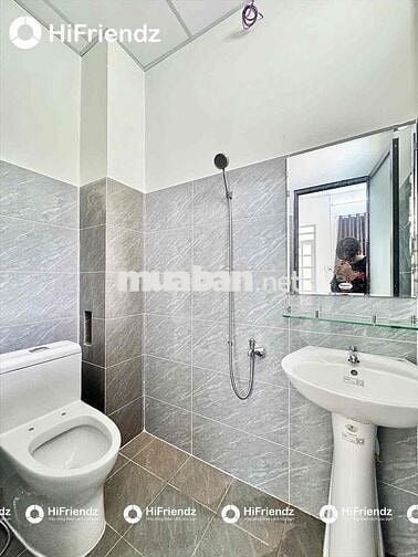 CHO THUÊ PHÒNG BAN CÔNG SIÊU THOÁNG NGAY CHỢ THẠCH ĐÀ