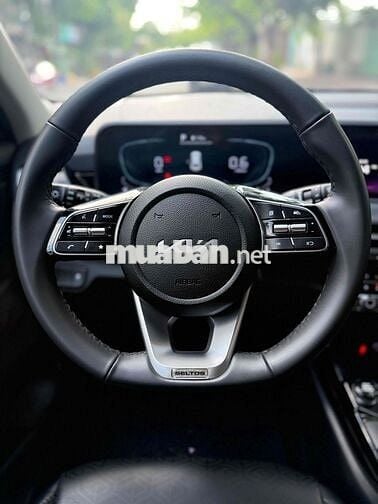 Kia Seltos Luxury 10/2024 siêu lướt 6k km