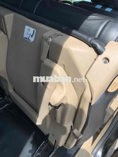 Toyota Fortuner 2016 2.4G Dầu Số sàn Đen