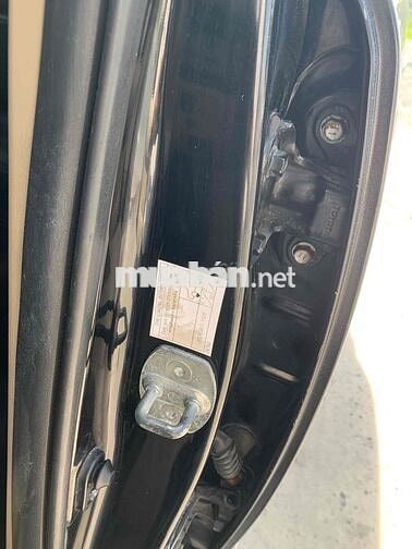 Toyota Fortuner 2016 2.4G Dầu Số sàn Đen