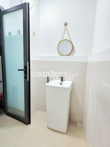 CHO THUÊ PHÒNG 20m2- Huỳnh Tấn Phát, Quận 7
