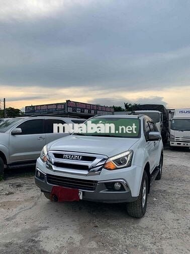 Isuzu Mu-X 2019 Máy dầu Số sàn 120000 km Trắng