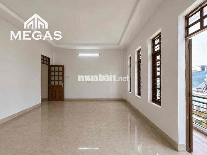 CHO THUÊ PHÒNG BAN CÔNG MỚI XÂY RỘNG 45m2 DƯỚI CHÂN CẦU PHÚ MỸ