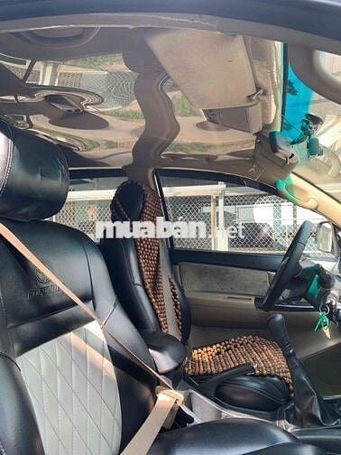 Toyota Fortuner 2015 2.4G Số sàn Bạc