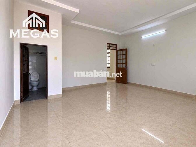 CHO THUÊ PHÒNG BAN CÔNG MỚI XÂY RỘNG 45m2 DƯỚI CHÂN CẦU PHÚ MỸ