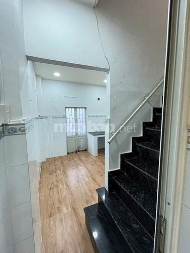 Thuê Nhà mặt tiền Bãi Sậy , Quận 6 