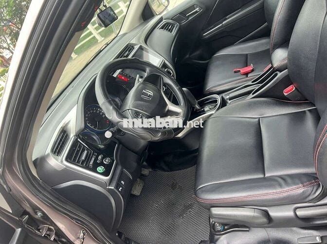 Honda City 1.5 CVT 2016 Nâu 9 vạn km