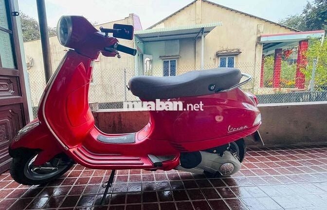 Piaggio Vespa 3vie 150 2013 Đỏ