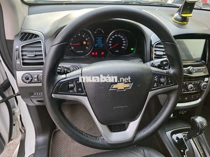 Chevrolet Captiva LTZ 2016 Trắng 7 chỗ số tự động