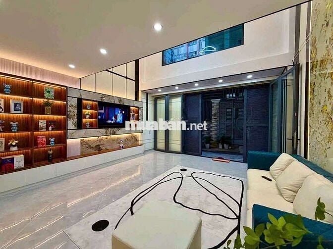 cho thuê nhà mới sạch sẽ full nội thất 