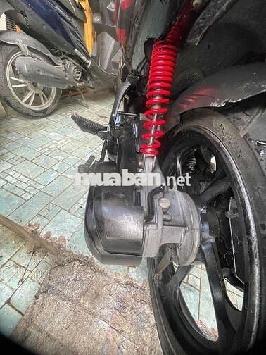 Yamaha Nouvo LX 4 máy màu Đỏ đen