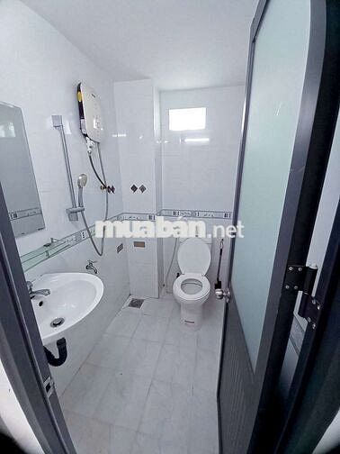 phòng ban công thoáng 30m² giá 4tr1 thương lượng nhẹ