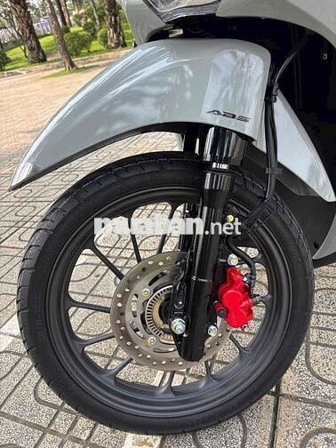 SH Mode 125 ABS 2025 900KM 4Val XXM Siêu Lướt