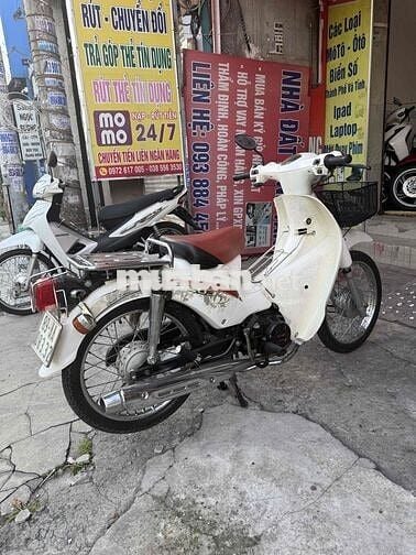Suzuki Classic 50cc Trắng
