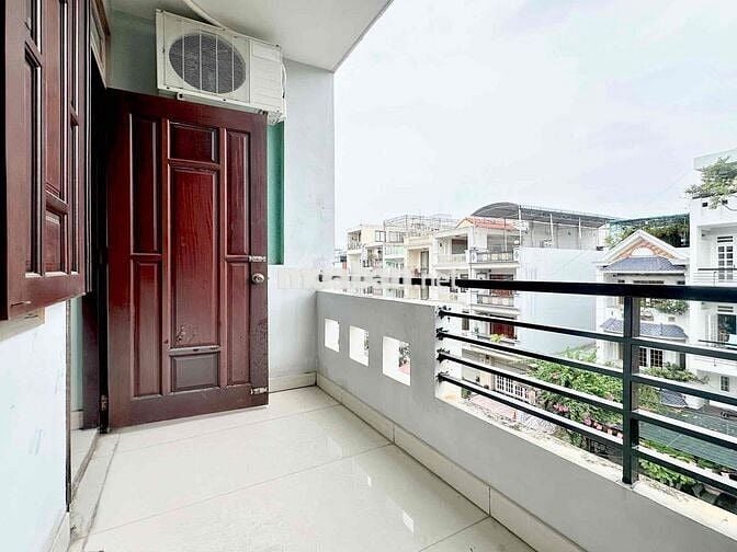 STUDIO BAN CÔNG SIÊU THOÁNG THUẬN TIỆN ĐH Y DƯỢC, HÙNG VƯƠNG, ĐH MỞ