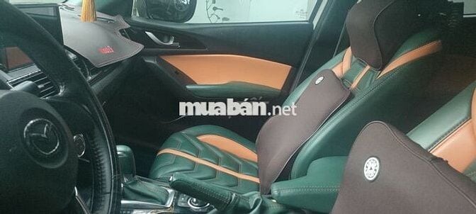 Mazda Mazda 3 Trắng 5 chỗ