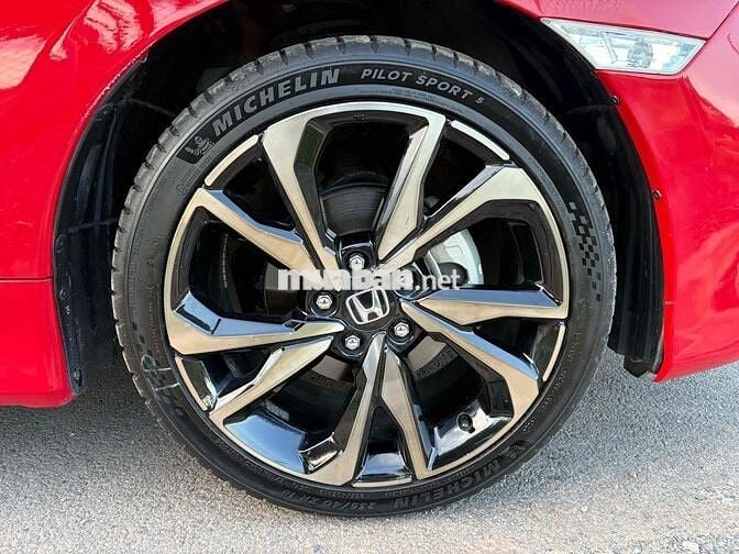 Honda Civic RS 2019 Đỏ 43.000 km