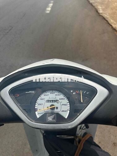Honda Future Trắng 92356 km Việt Nam