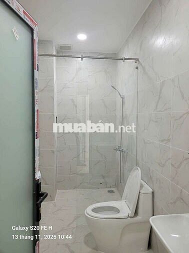 💢Cho thuê nhà 1trệt 3lầu 4pn 4wc 1bếp DT 5X18 nhà mới tinh