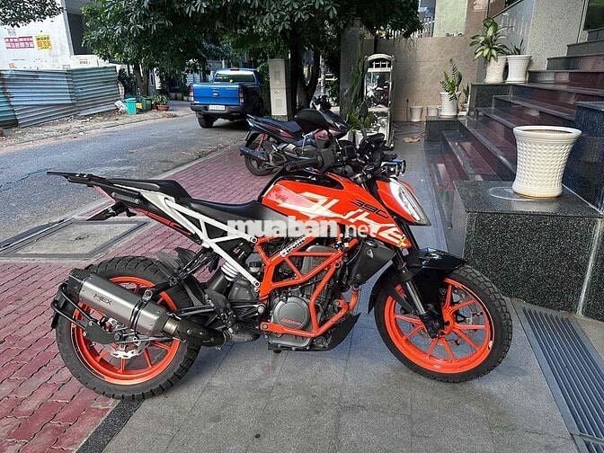 KTM Duke 390 Cam đen