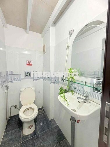 CÁCH CẦU SẮT NGUYỄN THÁI SƠN 800M - FREE XE