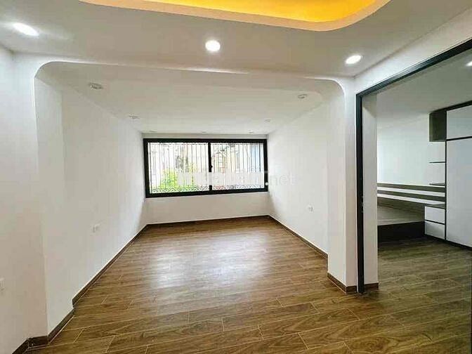 Bán căn hộ TT Thành Công, tầng thấp, 42/90m, 3 ngủ 2wc, full NT xịn