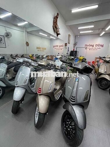 Piaggio Vespa Cả nam và nữ