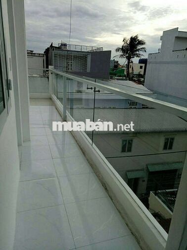 Còn 1 phòng 15m2 giá 2,5tr, cách ga Metro Bình Thái 5' đi bộ. 