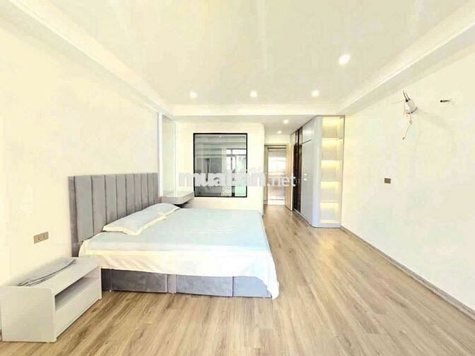 Siêu phẩm Thạch Bàn 45m, 6 tầng, Thang máy, Gara Oto, giá 11,95 tỷ