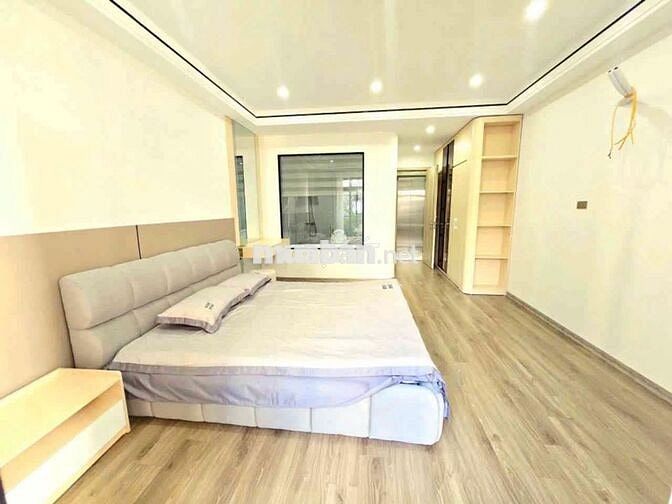 Siêu phẩm Thạch Bàn 45m, 6 tầng, Thang máy, Gara Oto, giá 11,95 tỷ