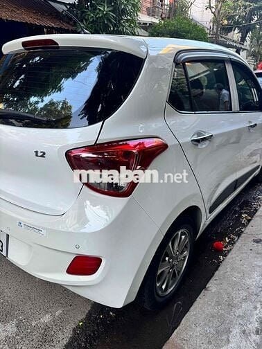 Hyundai I10 1.2AT 2015 Trắng Tự động Nhập khẩu