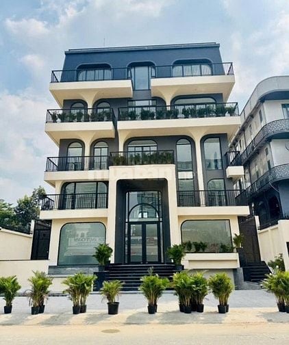 Cho thuê tòa nhà MT Lê Hiến Mai, TP. Thủ Đức +Diện tích:16x20m (2 Lầu)