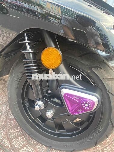 Lambretta X300 2026 125cc Đen bóng 600km