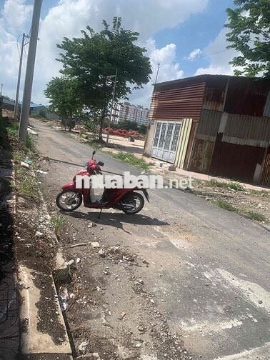 Bán đất 4x16m, khu phân lô, sát kênh tham lương, đường 8m, ĐHT, Q12