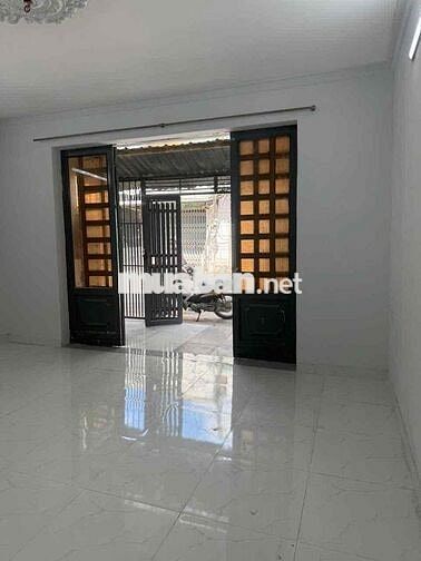 cho thuê nhà mt hẻm tx 35 q12 có đất phía sau Gia 8tr có bớt