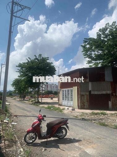 Bán đất 4x16m, khu phân lô, sát kênh tham lương, đường 8m, ĐHT, Q12