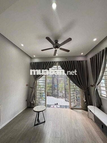Cho thuê nhà 111 Đặng Thùy Trâm 5x15m, full NT, 2PN, 22tr