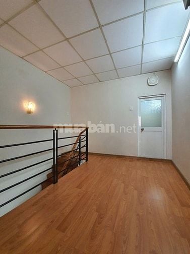 Chính chủ bán nhà Bùi Thị Xuân Q.1 - 3m x 10m chỉ 6,x tỷ