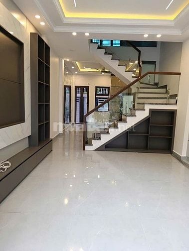 Bán nhà mới, đẹp long lanh 46m2 4 tầng 4,85tỷ mặt ngõ Đình Đông , đối 