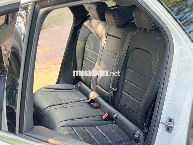Mercedes-Benz GLC 200 V1 Trắng SX 2022 đi ít