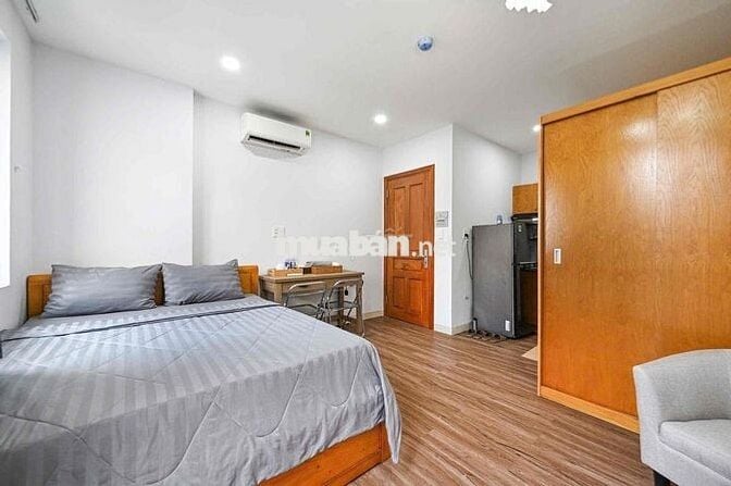 Cho Thuê Phòng Ban Công Gần Ngã 6 Phù Đổng - Đại Học Hoa Sen