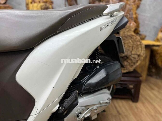 Honda Vision đời 2016 chính chủ biển sg máy zin